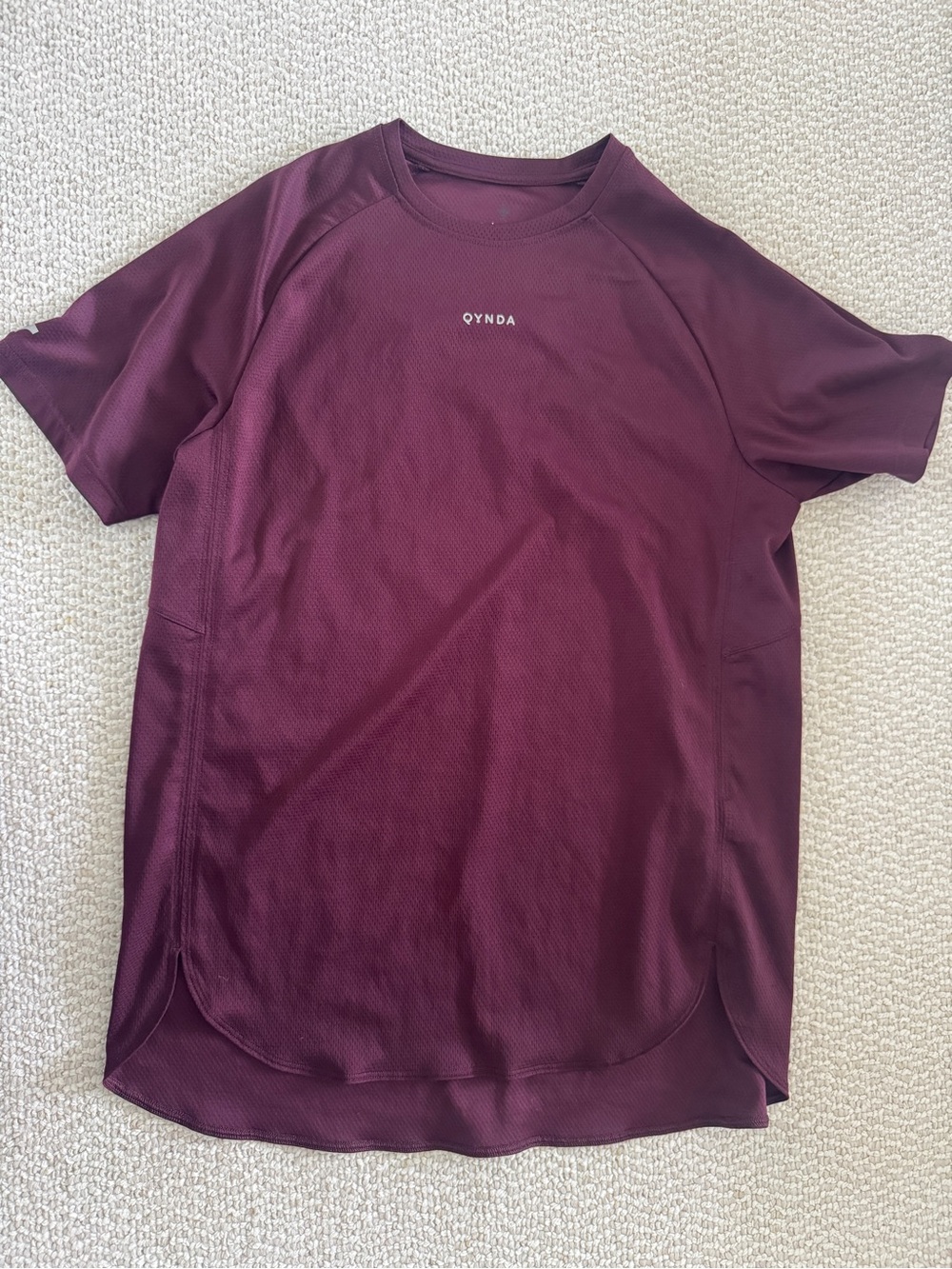 Women’s Short Sleeve Performance Tee — Burgundy
